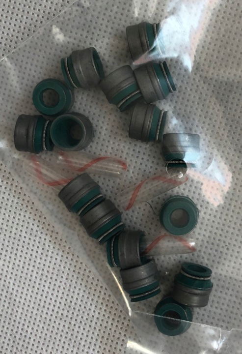 ELRING 634.670 KIT JOINTS CULASSE PISTONS