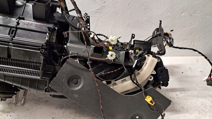 AUDI A4 B9 A5 8W CHAUFFAGE COMPLÈTE FAISCEAU DE CÂBLES CHÂSSIS 8W1820005 EUROPE