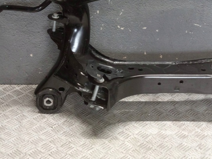 BMW OE 8837927 2' G42 3' G20 G20 LCI CHÂSSIS CHÂSSIS BERCEAU POUTRE ARRIÈRE ARRIÈRE