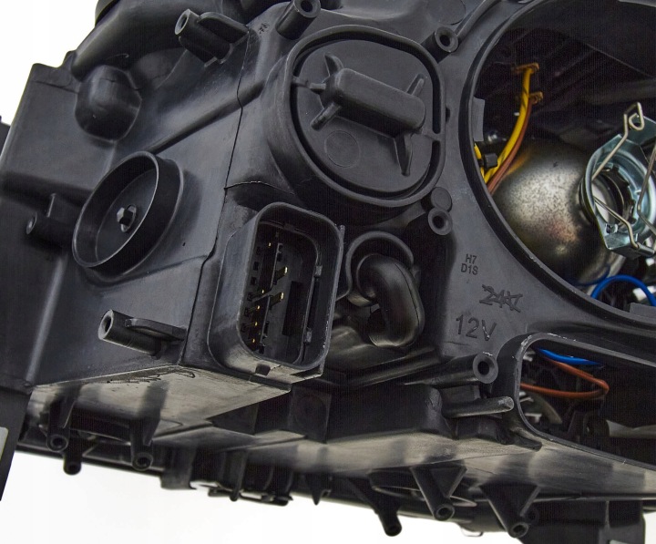 PHARE AVANT VERS BMW 5 F10/F11 2009-2017 63117203240 DROITE