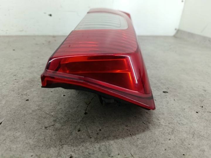 PHARE ARRIÈRE GAUCHE FIAT FIORINO III 01353206080 13201F PEINTURE