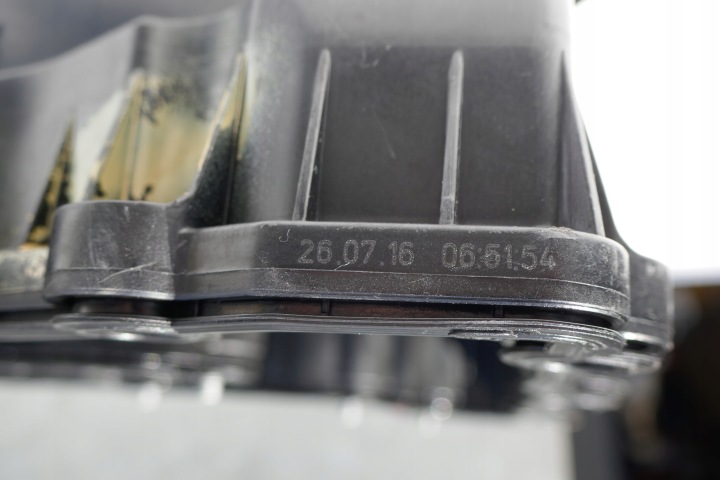 COUVERCLE DE SOUPAPES SÉPARATEUR ASTRA 1.6 CDTI 55499631 2016R