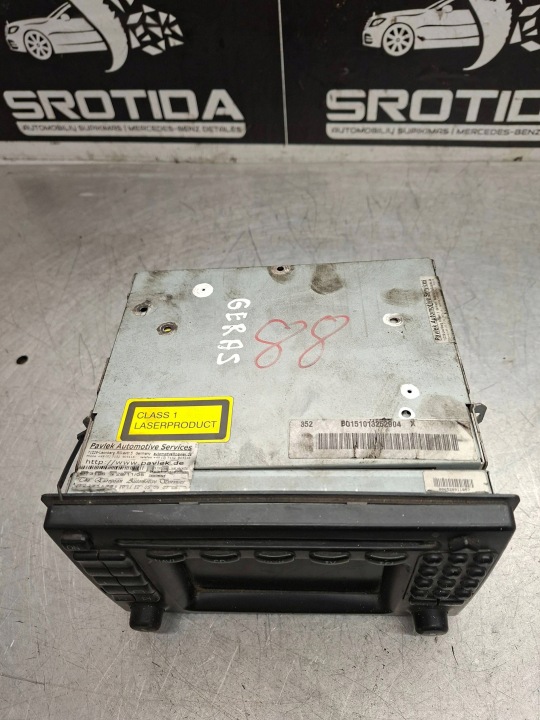 STACJA MULTIMEDIALNA MERCEDES-BENZ E W210 A2108205689
