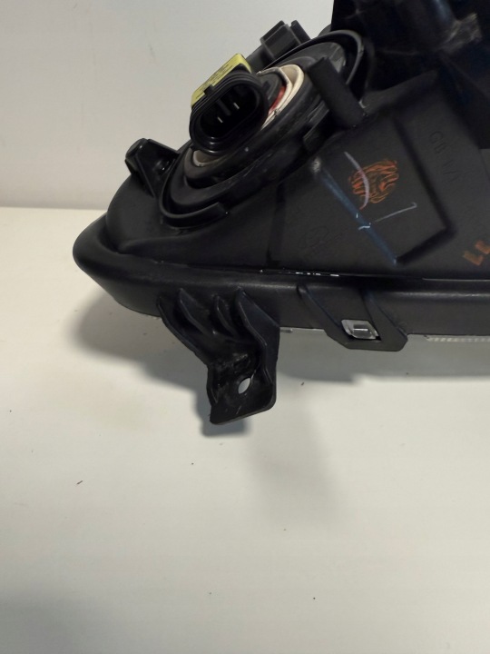 HYUNDAI I20 II LIFT PHARE DROITE PHARES ANTIBROUILLARD LED FJD 92201-C8900