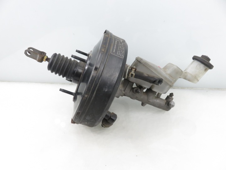 SERVO TOYOTA RAV 4 II 2.0 D-4D 13101013920