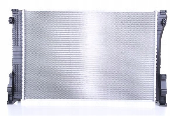 RADIATEUR NISSENS 67168