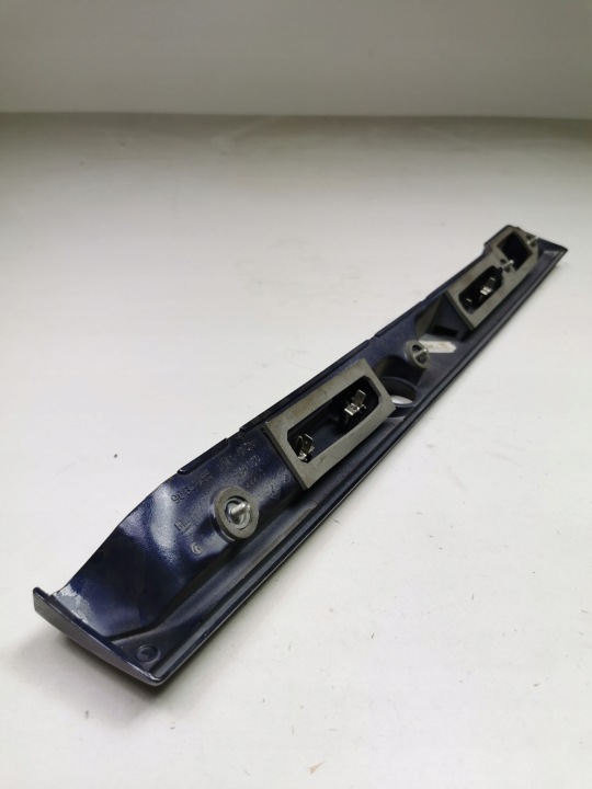 CACHE MOULURE COUVERCLES DE COFFRE COUVERCLES DE COFFRE OPEL ASTRA F UNIVERSEL OE 101197 90341765