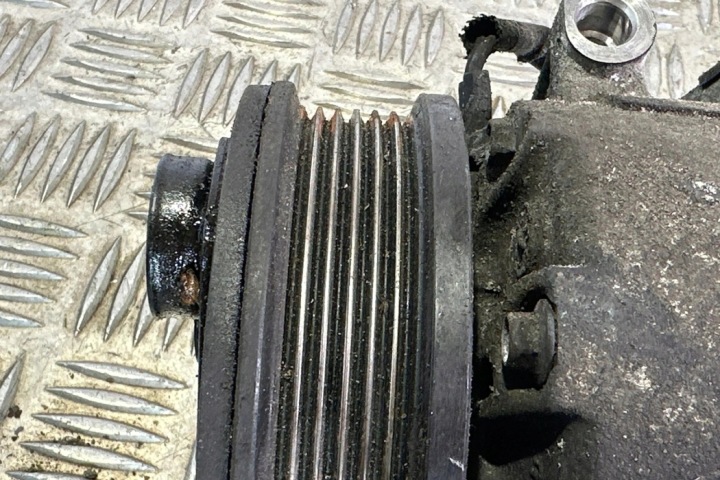 COMPRESSEUR DE CLIMATISATION FORD MONDEO IV TURNIER (BA7) DW10CMON 2.0L DIESEL
