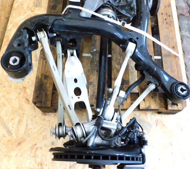 AUDI Q7 4M SUSPENSION ARRIÈRE ARRIÈRE COMPLET 2.0 TFSI 4M0505235