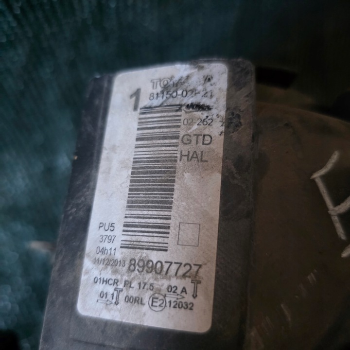 PHARE AVANT GAUCHE TOYOTA AURIS II E18 81150-02E21