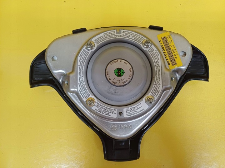 VOLANT AVEC COUSSIN MULTIFONCTION OPEL ZAFIRA A 13127925 NR43