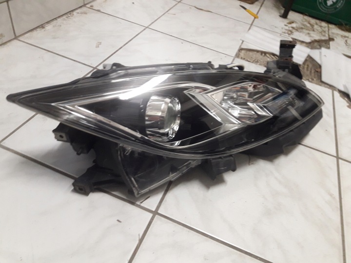 MAZDA 6 GH 2007-2010 PHARE DROITE BI XÉNON COMPLÈTE EUROPE PARFAITE COMME NEUF