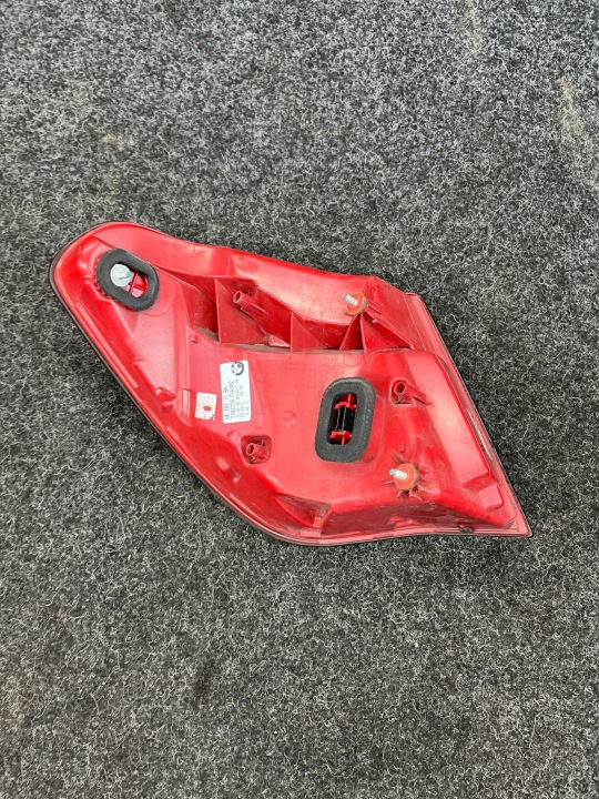 BMW F01 F02 PHARE DROIT ARRIÈRE DROITE ARRIÈRE 7182198