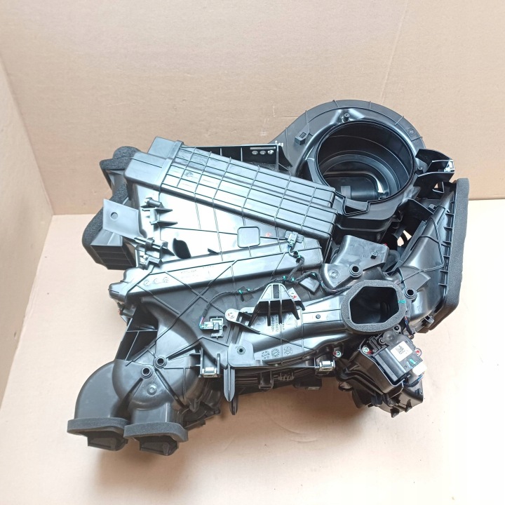 2024 TESLA MODÈLE Y ENSEMBLE RÉCHAUFFEURS 149471410