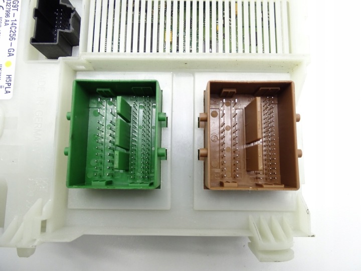 BOÎTE FUSIBLES MODULE VOLVO V60 I S60 II XC60 I 31327996 31327996AA