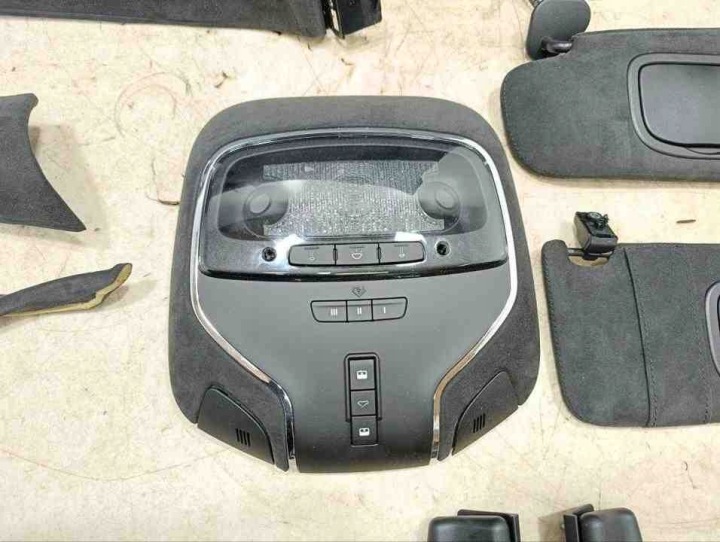 PAVILLON MASERATI QUATTROPORTE VI 06700133680 GASOLINE 390KW 2014