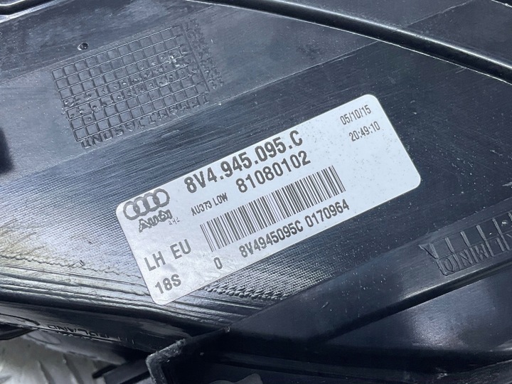 2015 AUDI A3 S3 8V PHARE ARRIÈRE 8V4945095C
