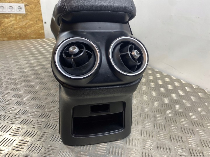 2020 ALFA ROMEO STELVIO ACCOUDOIR CONSOLES 0503720