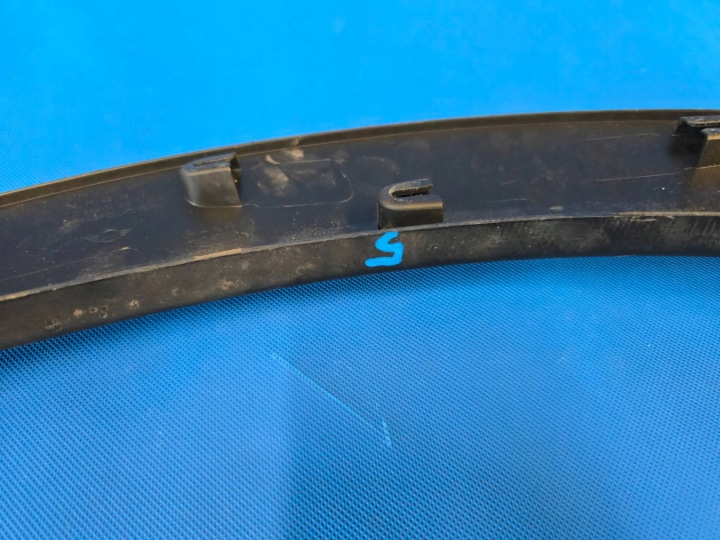 MOULURE GARDE-BOUE GAUCHE ARRIÈRE MINI F57 F56 LCI 9450661