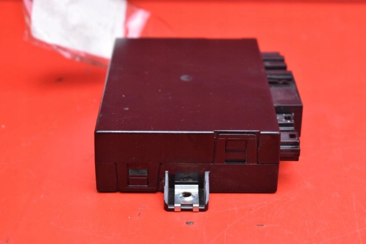 CONTRÔLEUR MODULE COUVERCLES DE COFFRE COUVERCLES DE COFFRE A2118702685 MERCEDES E-KLASA W211 06-09