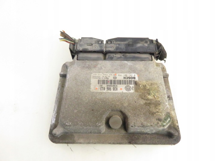 CONTRÔLEUR VW GOLF IV (1J1) 1.9 SDI AGP 038906013 0281001759