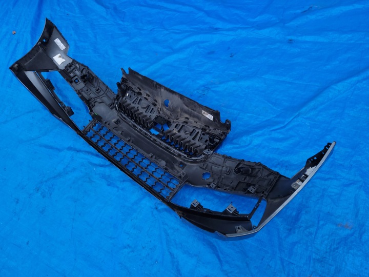SKODA SUPERB III PARE-CHOCS AVANT GRILLE CALANDRE GRILLE LIFT 3V0807221F 1995