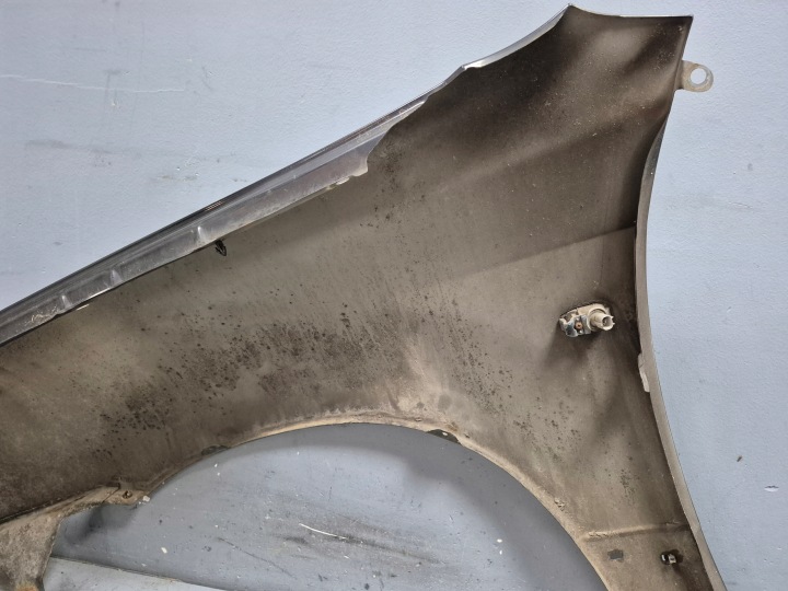 AILE DROIT AVANT MITSUBISHI OUTLANDER I 03- 06 X42