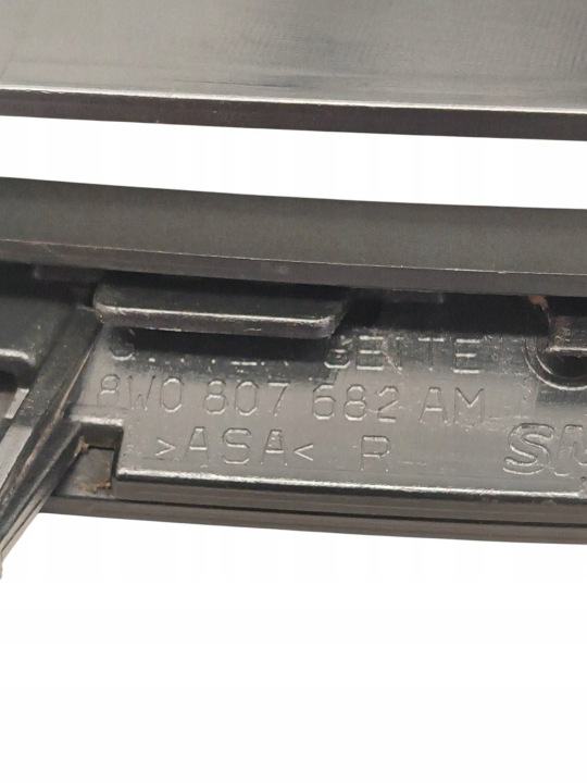 AUDI A4 S4 B9 8W 2021 AVANT CÔTÉ DROITE GRILLE INFÉRIEURE PARE-CHOCS AVANT