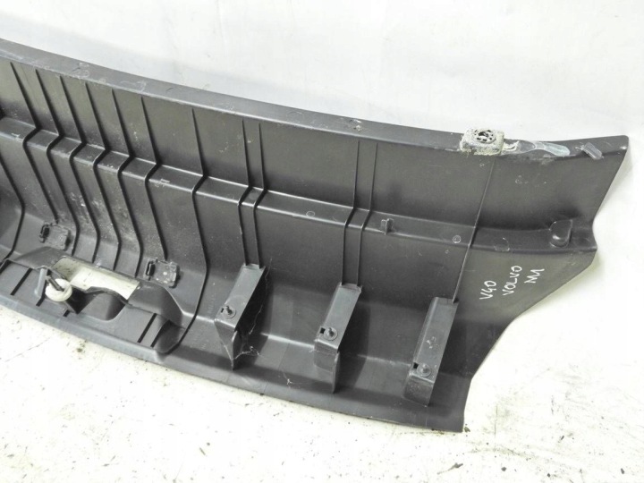 VOLVO V40 II 12-19 PROTECTION COURROIE COUVERCLES DE COFFRE ARRIÈRE ARRIÈRE 31291048