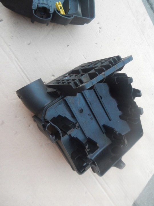 BOÎTE CHÂSSIS FUSIBLES IVECO DAILY 14-