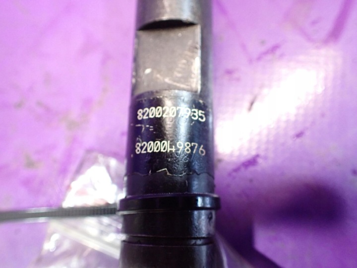 RENAULT MEGANE II 02-06 1.5 DCI INJECTEUR 8200207935