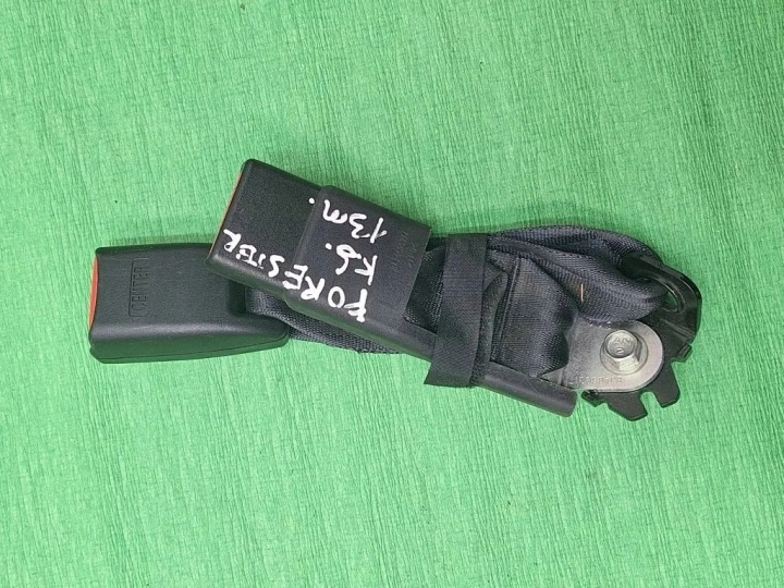 AGRAFE ARRIÈRE CENTRAL SIÈGES SUBARU FORESTER (SH_) 0437049 2.0L