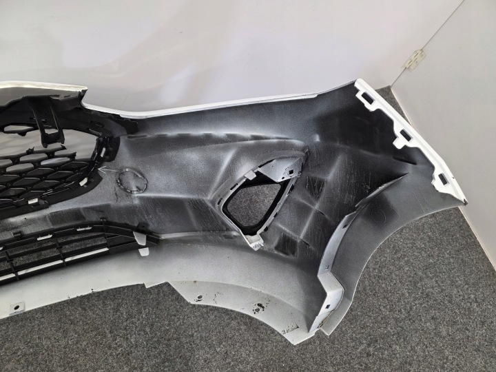 PARE-CHOCS AVANT FORD FIESTA MK8 H1BB-17E778-A1 H1BB-17K945-A1 H1BB-15B216-A1