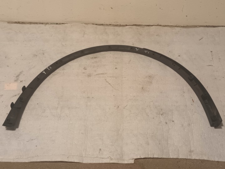 MOULURE ARRIÈRE GAUCHE TESLA Y 1658697-00-A ARRIÈRE GAUCHE