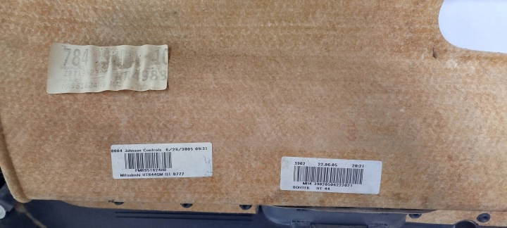 MITSUBISHI COLT 2005 CARDAN BRODERIE PORTES ARRIÈRE