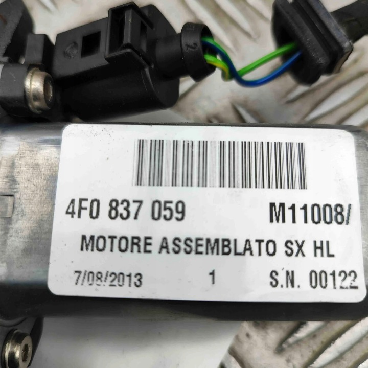 MÉCANISME DOMYKANIA GAUCHES AVANT PORTES PORSCHE PANAMERA (970) 4F0837059