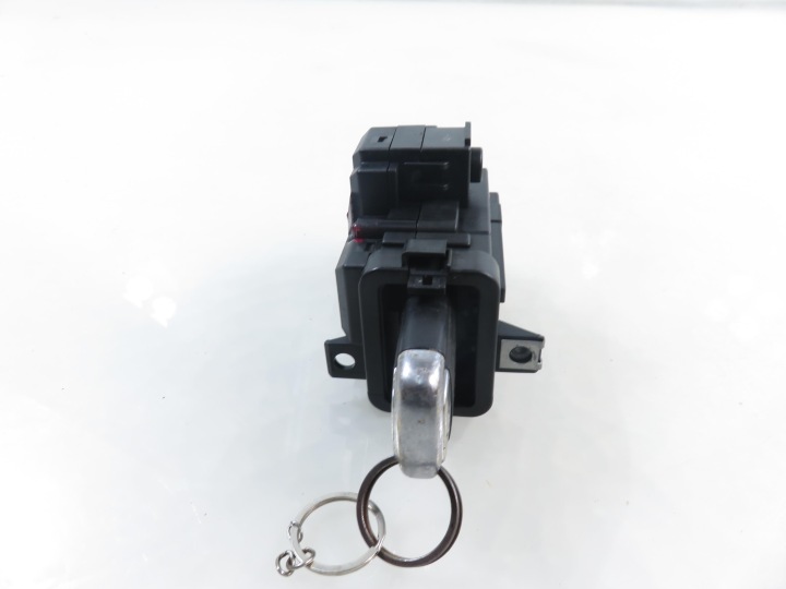CONTACTEUR D'ALLUMAGE AUDI A5 (8T3) 8K0909131A