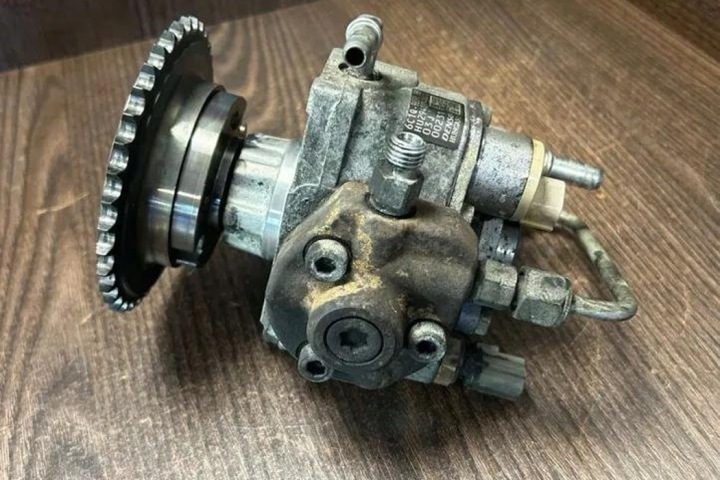 POMPE CARBURANTS FORD TRANSIT FURGON RM6C1Q9B395BE 2.4L DIESEL 99KW 2007
