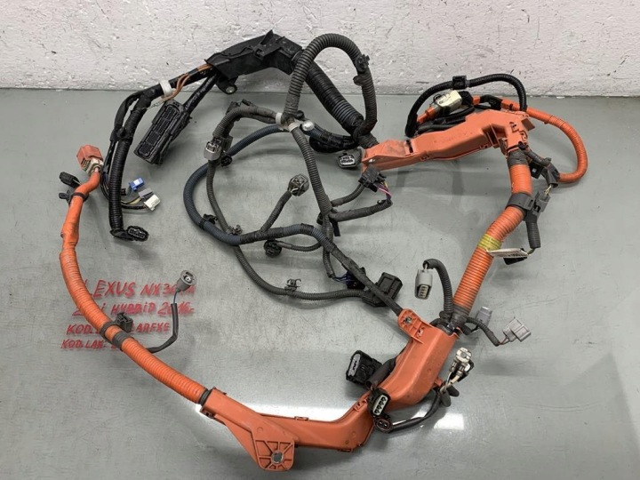 FAISCEAU DE CÂBLES INSTALLATION ÉLECTRIQUE MOTEUR LEXUS NX300M 2.5 I HYBRIDE 16 R