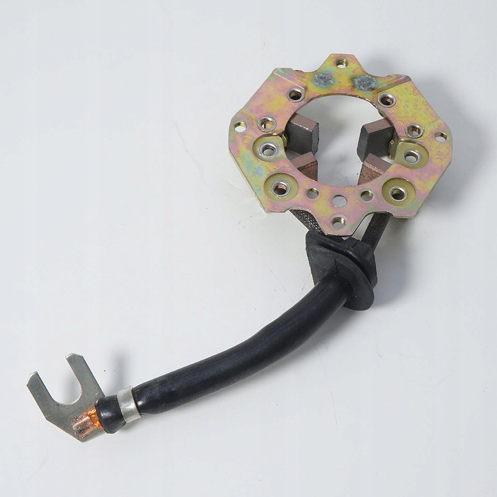 KIT SZCZOTEK WEGLOWYCH J00 AVEC ÉTRIER DE FIXATION J00 VERS MOTEUR HORS-BORD SUZUKI 4T, RÉPARATION