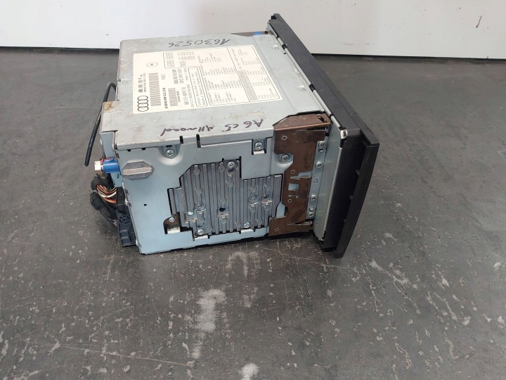 STACJA MULTIMEDIALNA AUDI A6 ALLROAD C5 4B0035192P