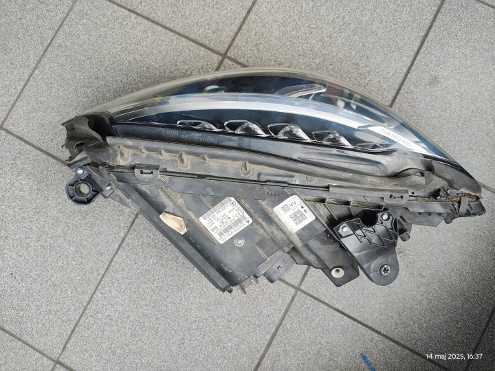 MERCEDES C W205 205 PHARES AVANT COMPLET LED ILS A2058204361 A2058204261