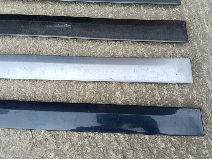 MOULURE GARDE-BOUE ARRIÈRE DROIT 8P3853700B AUDI A3 8P