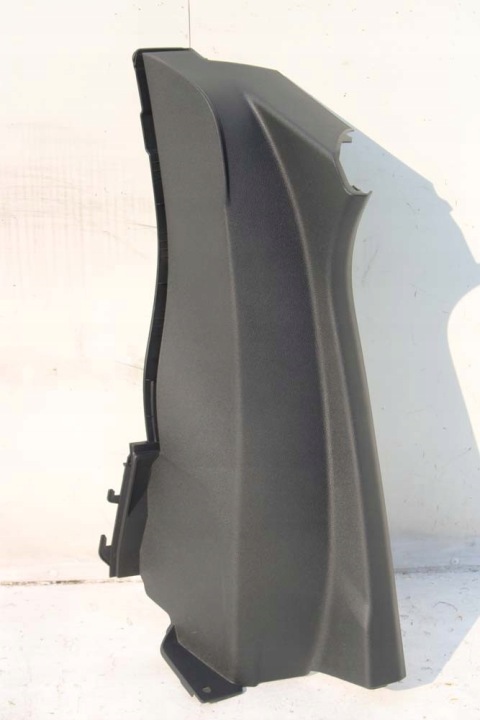 AUDI Q3 BRODERIE POTEAU D 83A867767 83A867768 83A 867 767 INFÉRIEUR PLANCHERS ROUES
