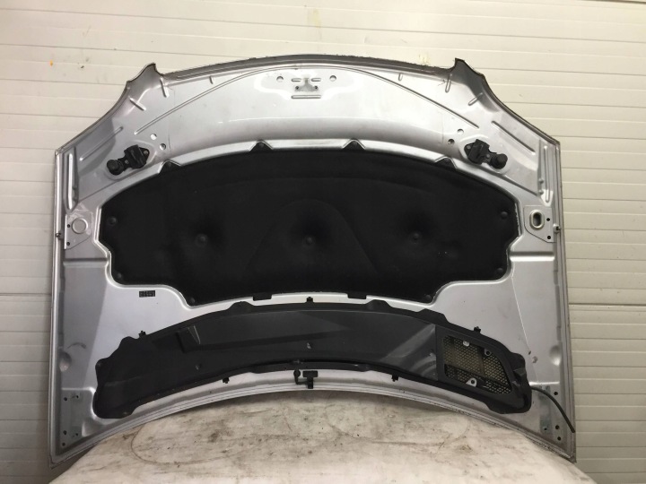 MERCEDES ML W164 CAPOT COUVERCLE MOTEUR ARGENTÉE AVANT RESTYLAGE 120-200