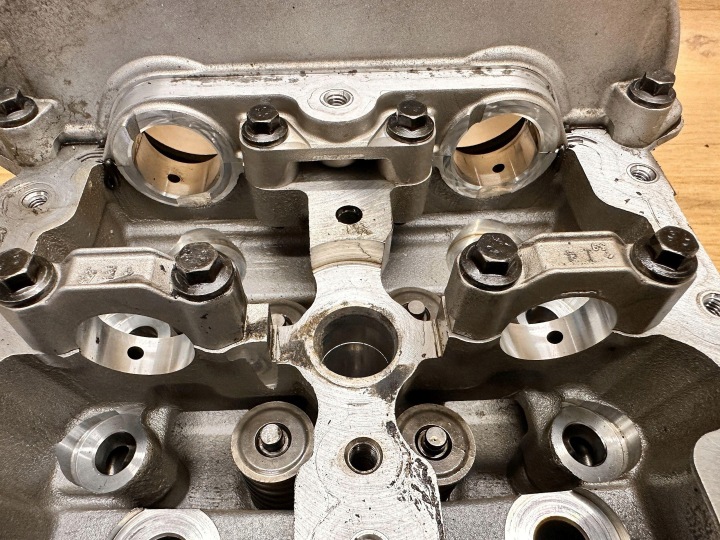 VOLVO V40 II XC40 S60 II 2.0 D2 120KM D4204T8 CULASSE PISTONS