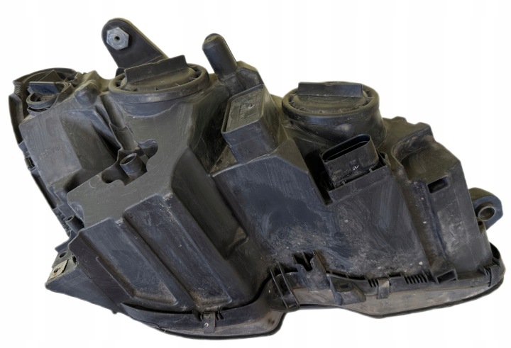 PHARE GAUCHE AVANT GAUCHE AVANT MERCEDES C CLASSE W204 A2048200161 ENDOMMAGÉE