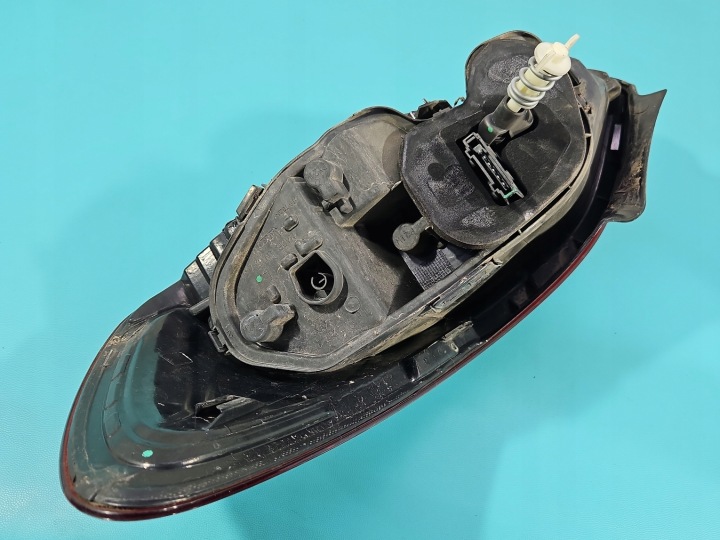 PHARE ARRIÈRE GAUCHE VW SCIROCCO III 08 EUROPE 1K8945095M OE