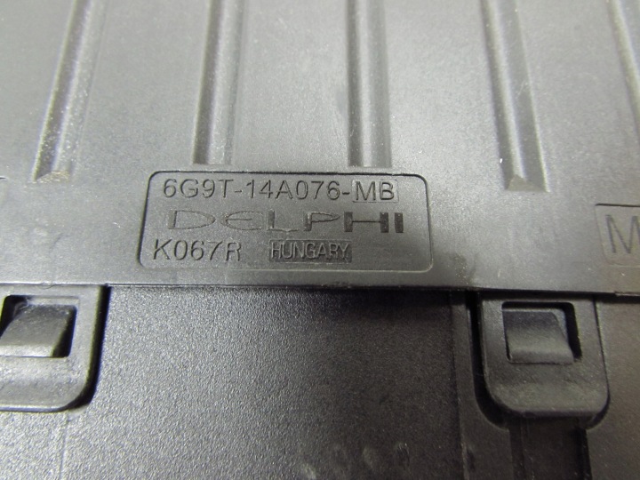 VOLVO S60 II V60 XC60 BOÎTE FUSIBLES 6G9T-14A076-MB 6G9T-14A067-CA