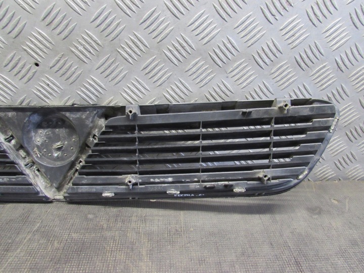 GRILLE OPEL VECTRA C 02-05R 13106814